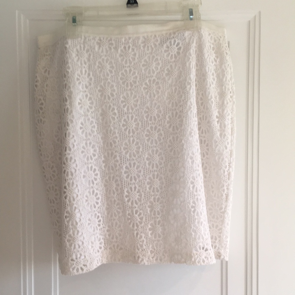Ann Taylor White Lace Skirt